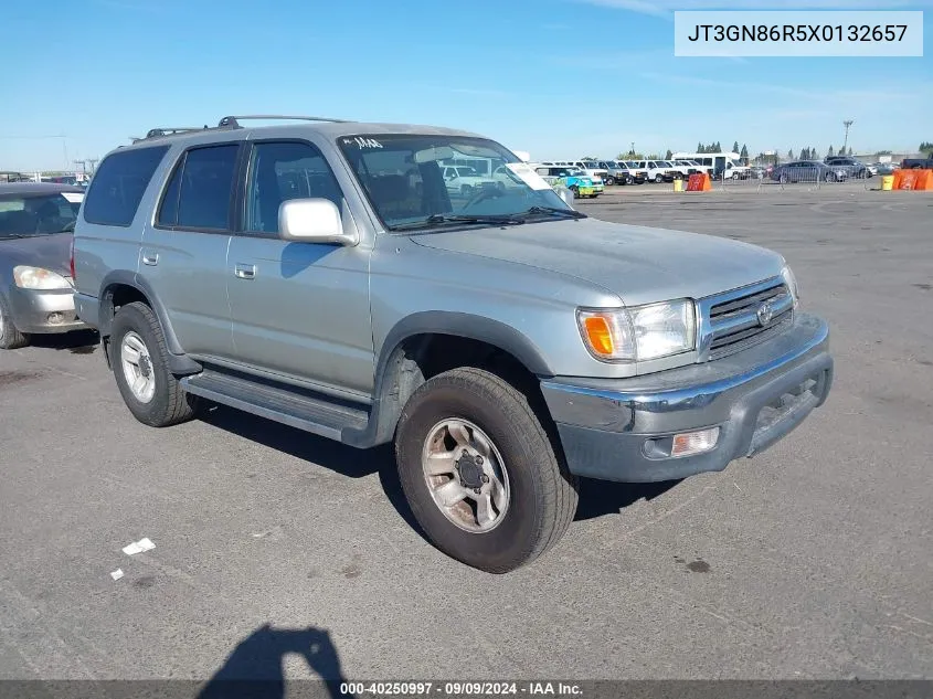 1999 Toyota 4Runner Sr5 V6 VIN: JT3GN86R5X0132657 Lot: 40250997