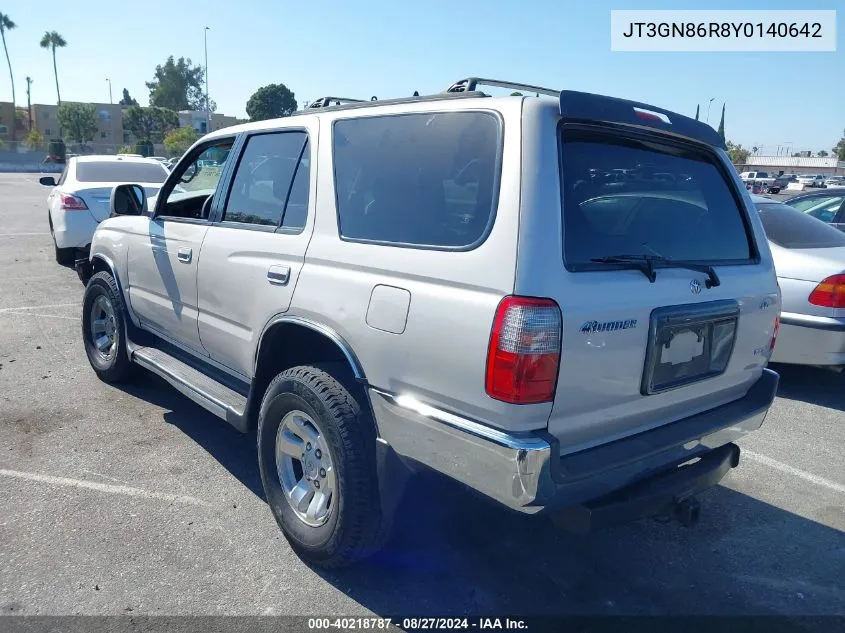 2000 Toyota 4Runner Sr5 V6 VIN: JT3GN86R8Y0140642 Lot: 40218787