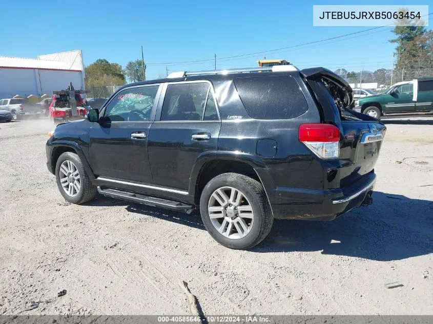 2011 Toyota 4Runner Sr5/Limited/Trail VIN: JTEBU5JRXB5063454 Lot: 40585646