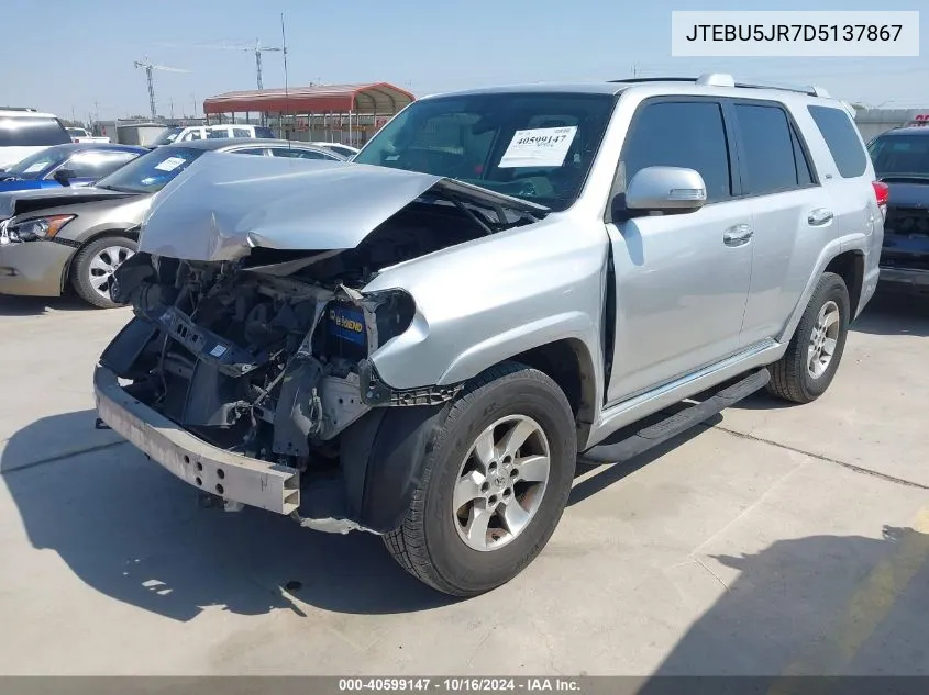 2013 Toyota 4Runner Sr5 VIN: JTEBU5JR7D5137867 Lot: 40599147