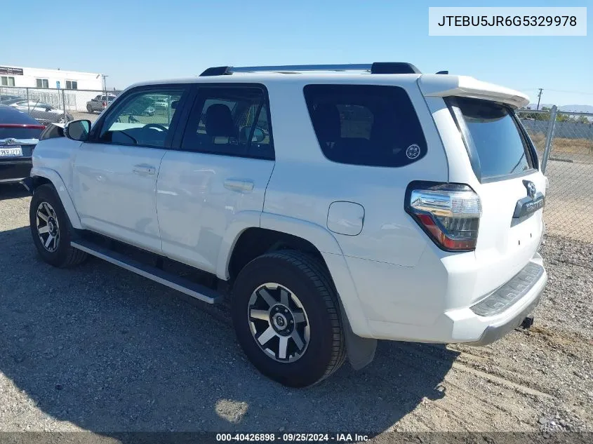 2016 Toyota 4Runner Trail Premium VIN: JTEBU5JR6G5329978 Lot: 40426898