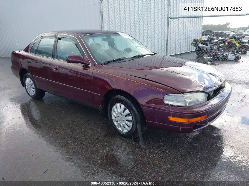 1992 Toyota Camry Le VIN: 4T1SK12E6NU017883 Lot: 40352338