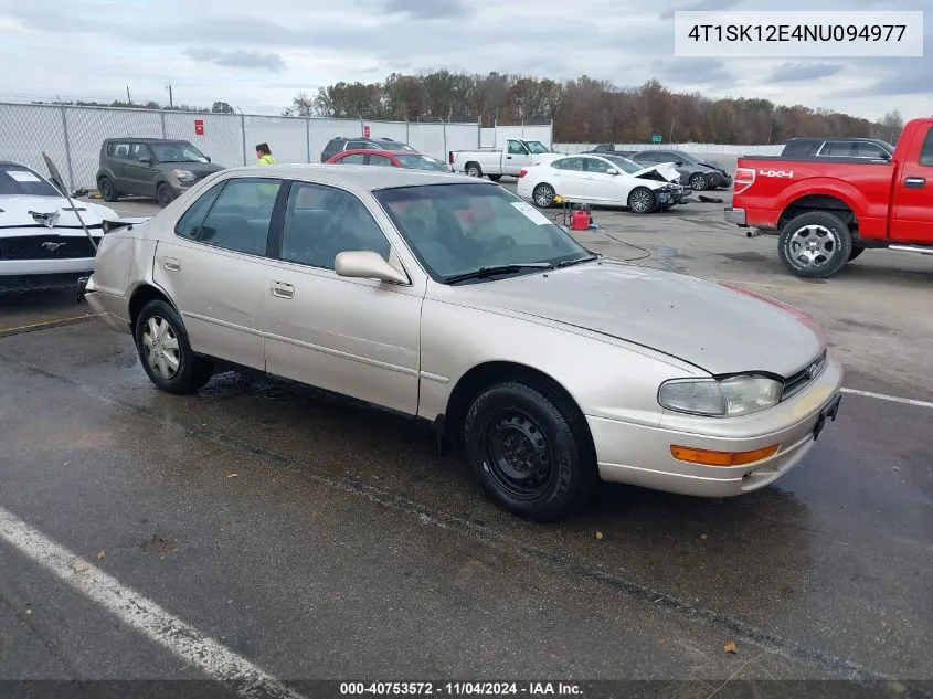 4T1SK12E4NU094977 1992 Toyota Camry Le