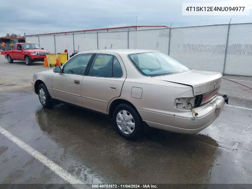 4T1SK12E4NU094977 1992 Toyota Camry Le