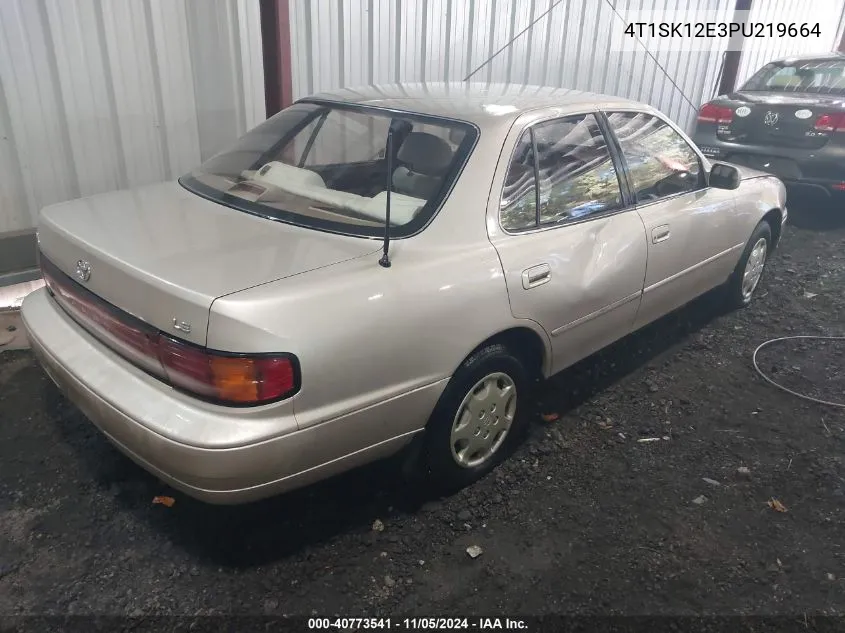 1993 Toyota Camry Le VIN: 4T1SK12E3PU219664 Lot: 40773541