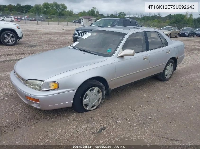 1995 Toyota Camry Le VIN: 4T1GK12E7SU092643 Lot: 40245631