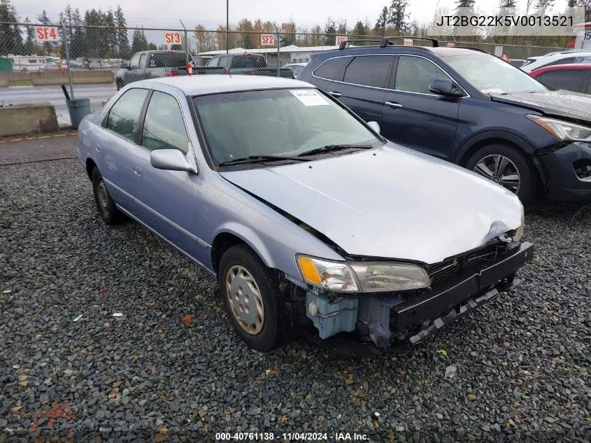 1997 Toyota Camry Le VIN: JT2BG22K5V0013521 Lot: 40761138