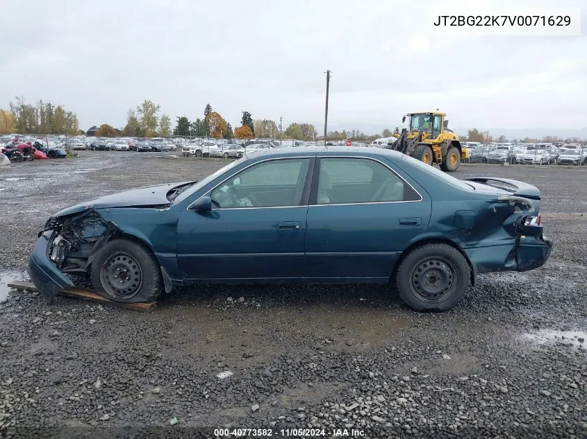 JT2BG22K7V0071629 1997 Toyota Camry Le