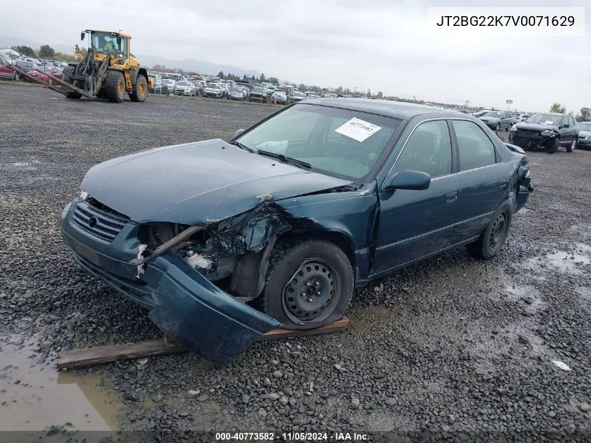 JT2BG22K7V0071629 1997 Toyota Camry Le