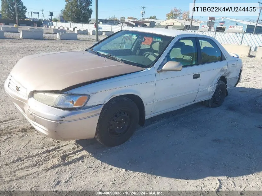 1998 Toyota Camry Le VIN: 4T1BG22K4WU244455 Lot: 40690833