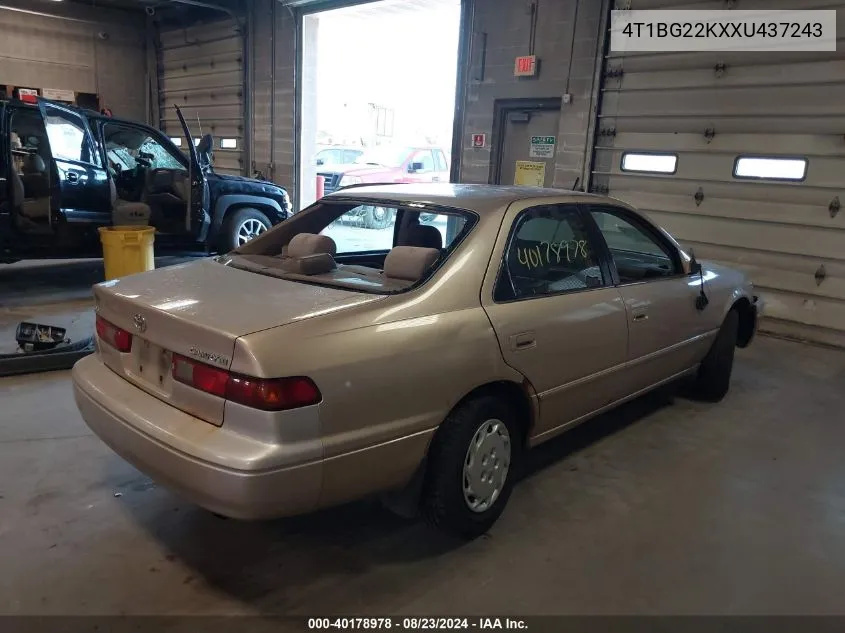 1999 Toyota Camry Le VIN: 4T1BG22KXXU437243 Lot: 40178978