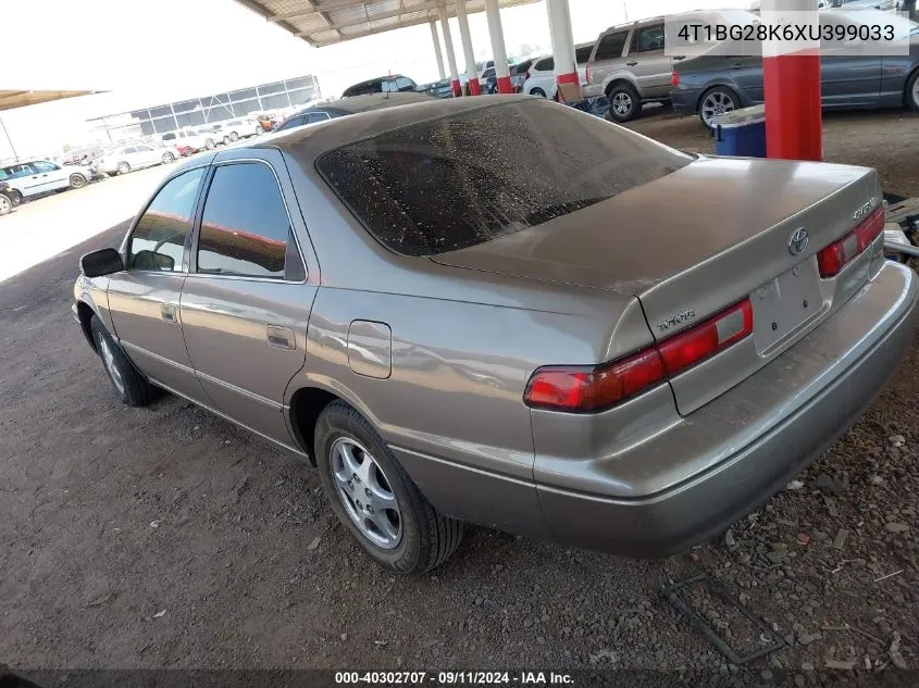 1999 Toyota Camry Le VIN: 4T1BG28K6XU399033 Lot: 40302707