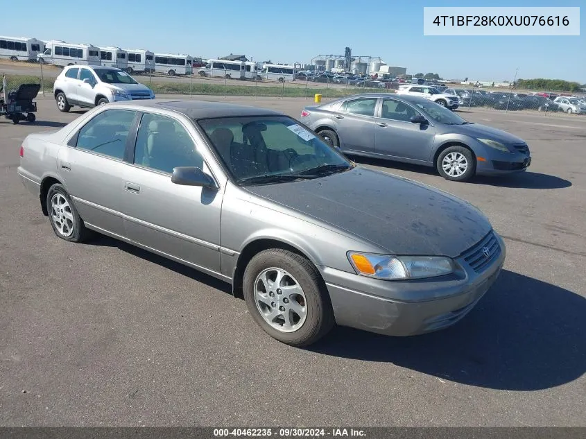 1999 Toyota Camry Le/Xle VIN: 4T1BF28K0XU076616 Lot: 40462235