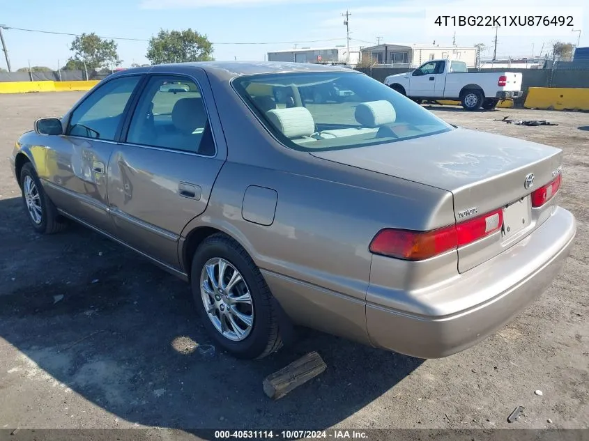 1999 Toyota Camry Le VIN: 4T1BG22K1XU876492 Lot: 40531114