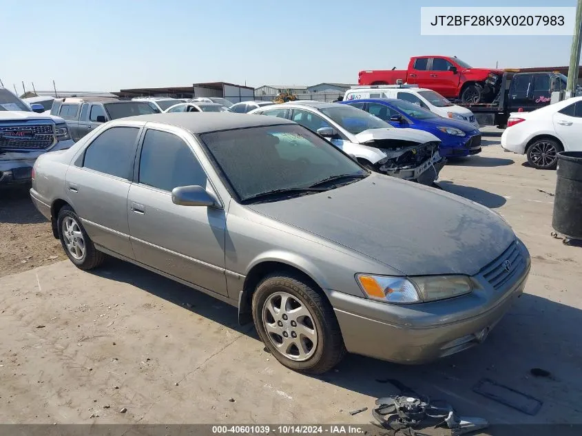 1999 Toyota Camry Le V6 VIN: JT2BF28K9X0207983 Lot: 40601039