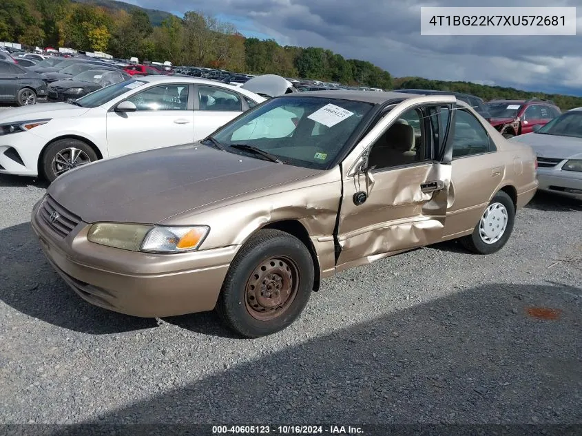 1999 Toyota Camry Ce VIN: 4T1BG22K7XU572681 Lot: 40605123