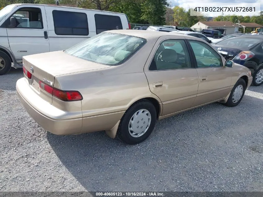 1999 Toyota Camry Ce VIN: 4T1BG22K7XU572681 Lot: 40605123