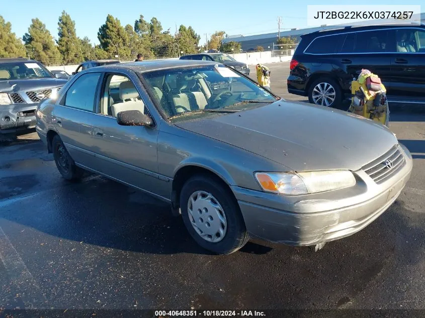 1999 Toyota Camry Le VIN: JT2BG22K6X0374257 Lot: 40648351