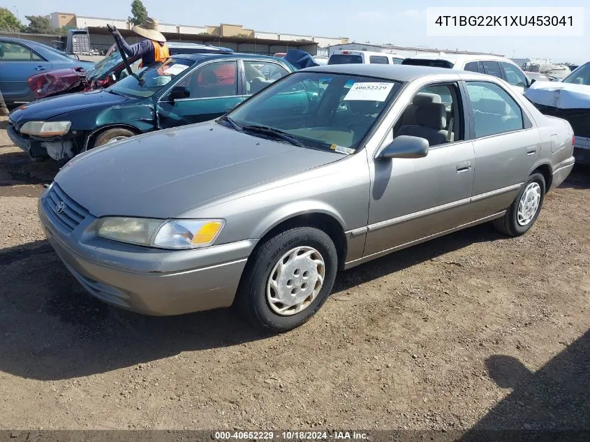 1999 Toyota Camry Le VIN: 4T1BG22K1XU453041 Lot: 40652229