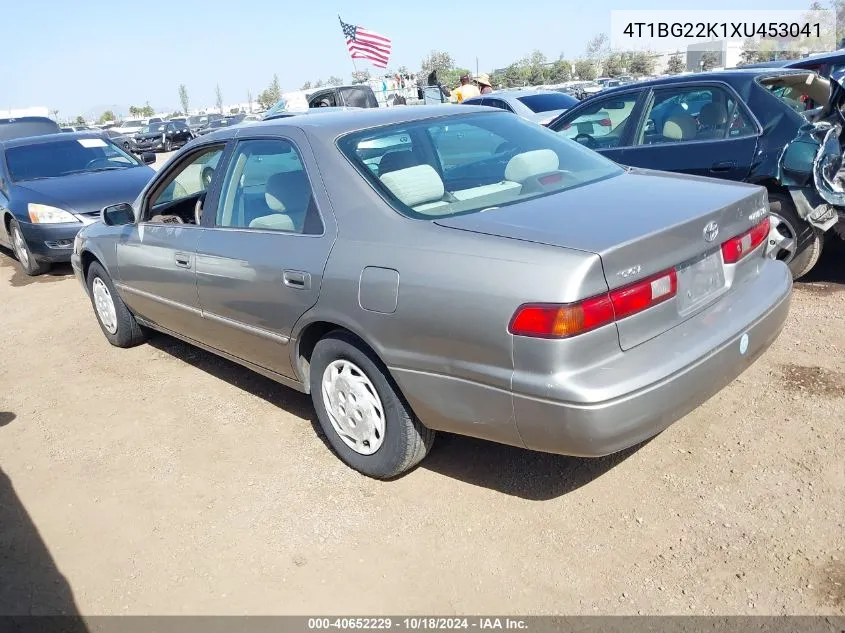 1999 Toyota Camry Le VIN: 4T1BG22K1XU453041 Lot: 40652229