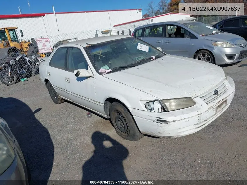 1999 Toyota Camry Le VIN: 4T1BG22K4XU907637 Lot: 40784339