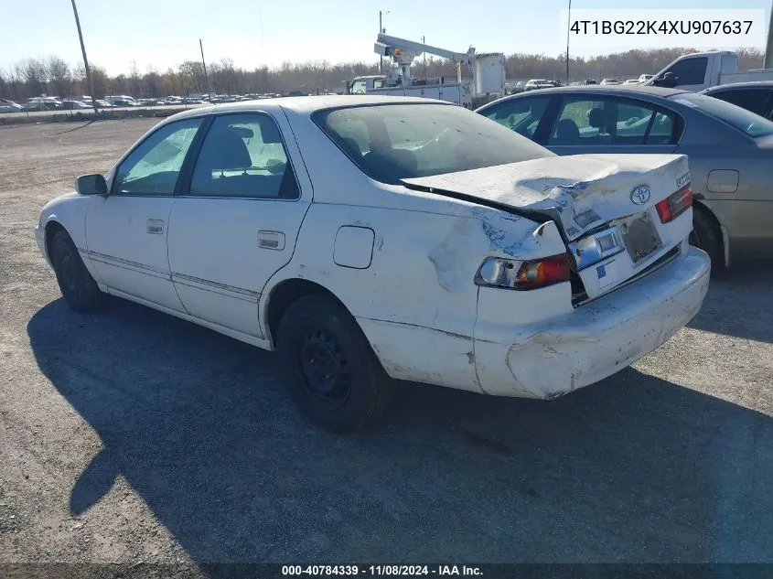 1999 Toyota Camry Le VIN: 4T1BG22K4XU907637 Lot: 40784339