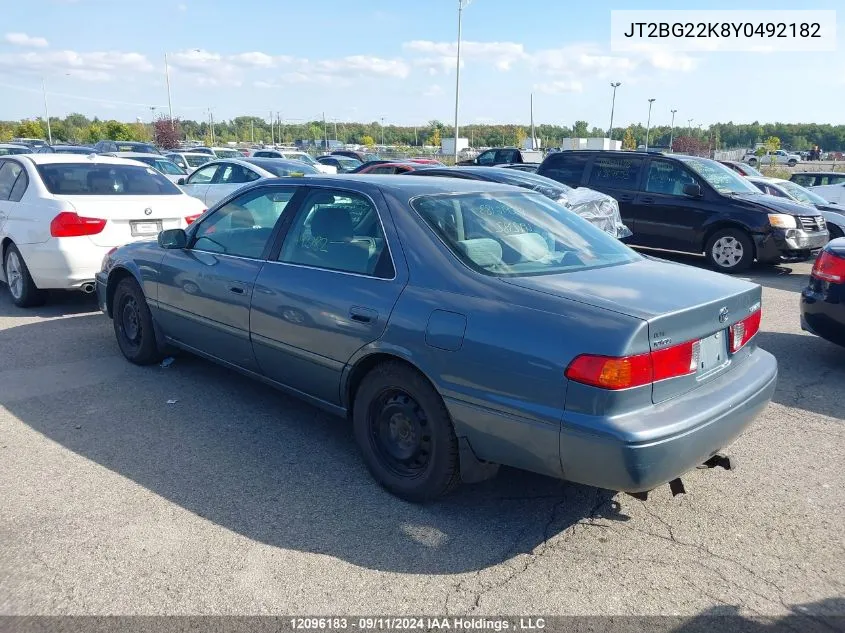 2000 Toyota Camry Ce/Ce V6/Le VIN: JT2BG22K8Y0492182 Lot: 12096183