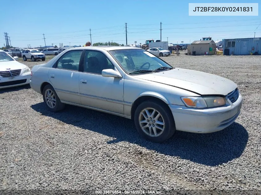 2000 Toyota Camry Xle V6 VIN: JT2BF28K0Y0241831 Lot: 39676554