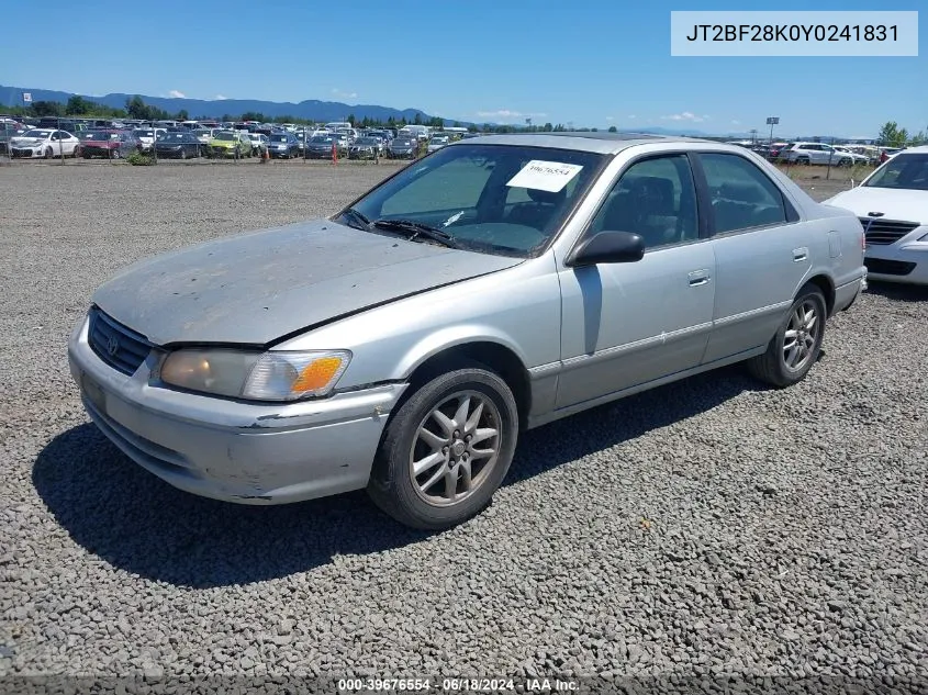 2000 Toyota Camry Xle V6 VIN: JT2BF28K0Y0241831 Lot: 39676554