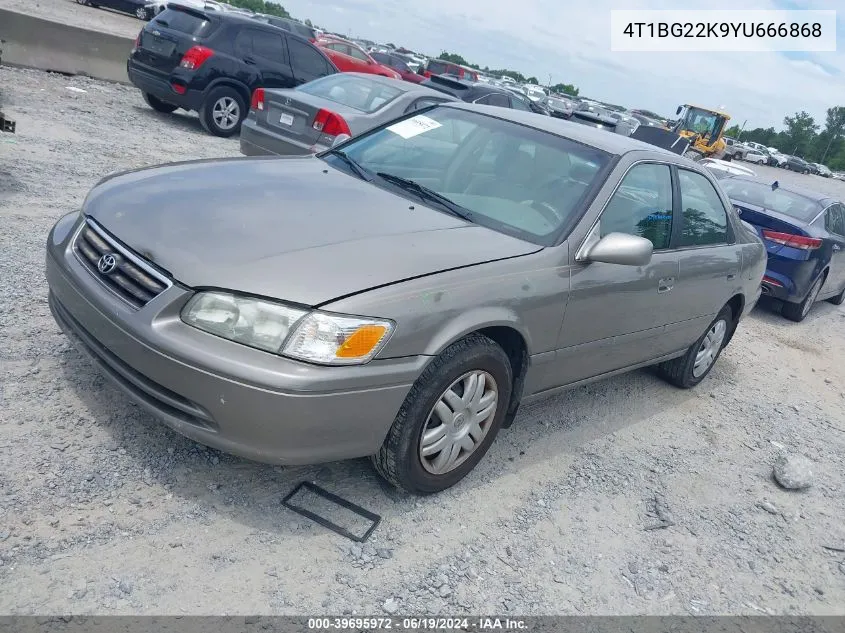 2000 Toyota Camry Le VIN: 4T1BG22K9YU666868 Lot: 39695972