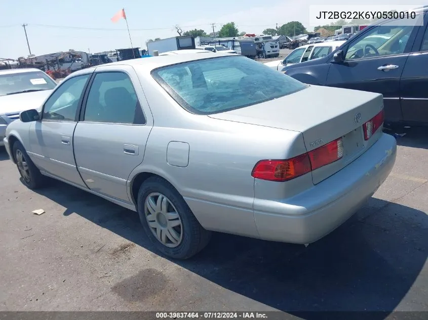 2000 Toyota Camry Le VIN: JT2BG22K6Y0530010 Lot: 39837464