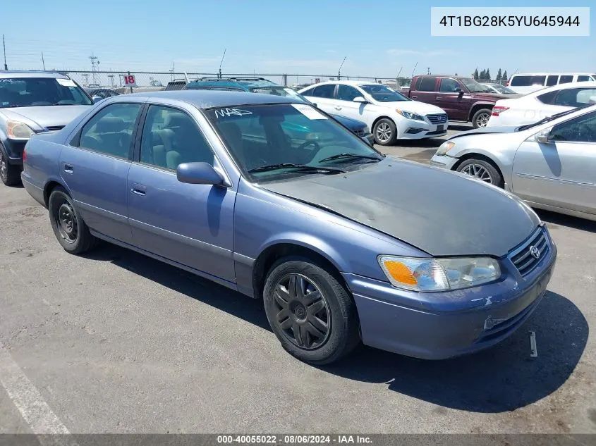 2000 Toyota Camry Ce/Le/Xle VIN: 4T1BG28K5YU645944 Lot: 40055022