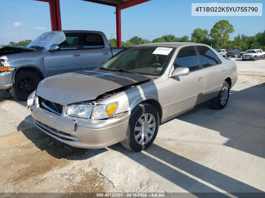 2000 Toyota Camry Ce/Le/Xle VIN: 4T1BG22K5YU755790 Lot: 40122301