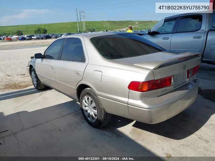 2000 Toyota Camry Ce/Le/Xle VIN: 4T1BG22K5YU755790 Lot: 40122301