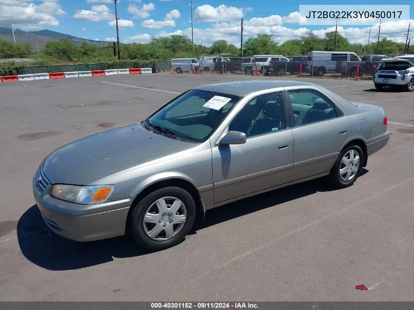 2000 Toyota Camry Ce/Le/Xle VIN: JT2BG22K3Y0450017 Lot: 40301152