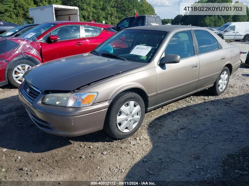 2000 Toyota Camry Le VIN: 4T1BG22K0YU701703 Lot: 40312172