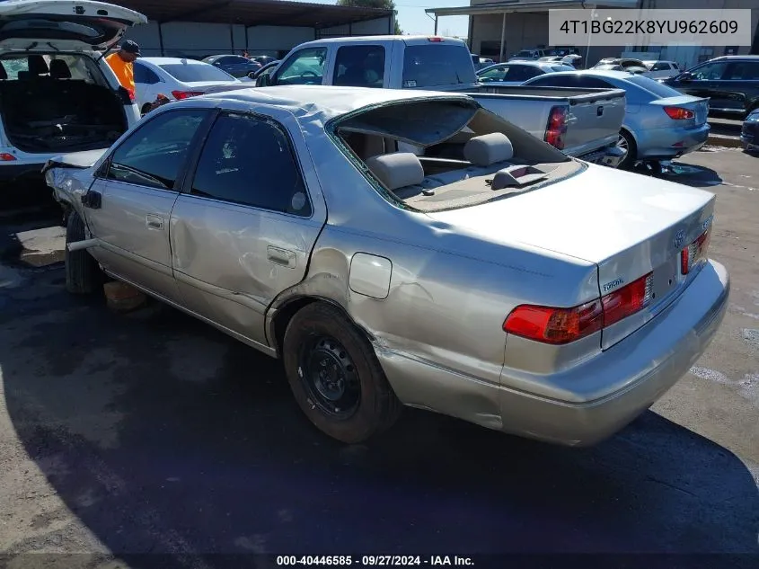 2000 Toyota Camry Ce VIN: 4T1BG22K8YU962609 Lot: 40446585