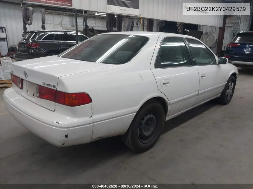 2000 Toyota Camry Le VIN: JT2BG22K2Y0429529 Lot: 40482628