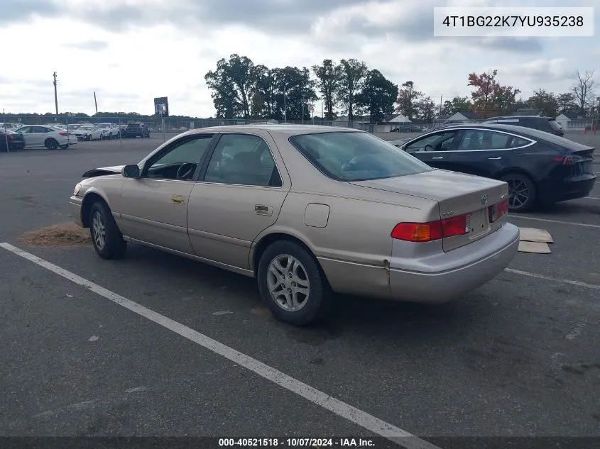 2000 Toyota Camry Ce/Le/Xle VIN: 4T1BG22K7YU935238 Lot: 40521518