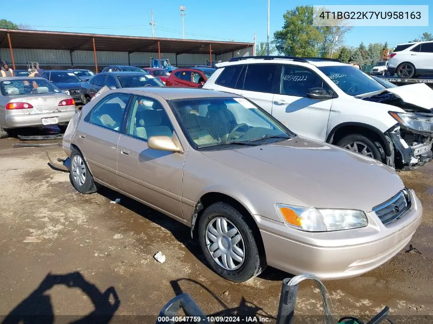 2000 Toyota Camry Ce/Le/Xle VIN: 4T1BG22K7YU958163 Lot: 40547759