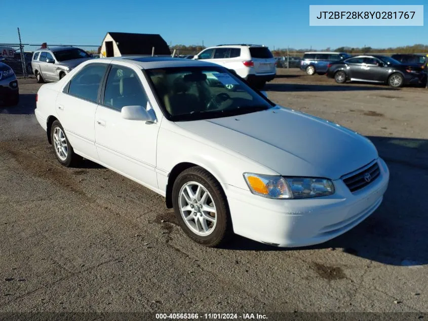 2000 Toyota Camry Xle V6 VIN: JT2BF28K8Y0281767 Lot: 40565366