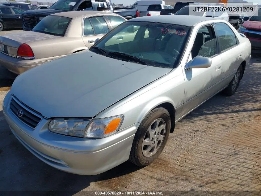 2000 Toyota Camry Ce/Le/Xle VIN: JT2BF22K6Y0281209 Lot: 40570620