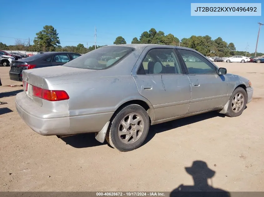 2000 Toyota Camry Le VIN: JT2BG22KXY0496492 Lot: 40628672