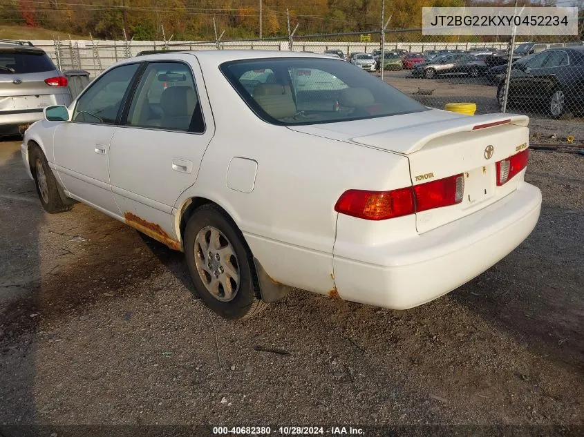 2000 Toyota Camry Ce/Le/Xle VIN: JT2BG22KXY0452234 Lot: 40682380