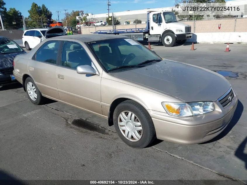 2000 Toyota Camry Le V6 VIN: JT2BF22K7Y0254116 Lot: 40692154