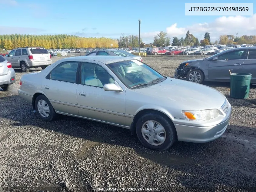 2000 Toyota Camry Le VIN: JT2BG22K7Y0498569 Lot: 40695949