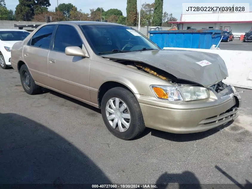 2000 Toyota Camry Le VIN: JT2BG22K7Y0391828 Lot: 40727060