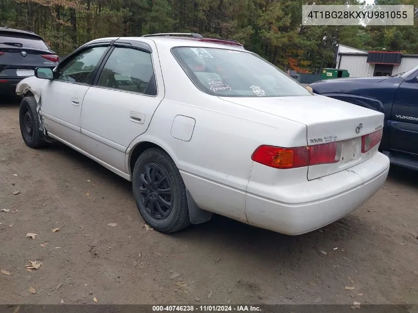 2000 Toyota Camry Le VIN: 4T1BG28KXYU981055 Lot: 40746238