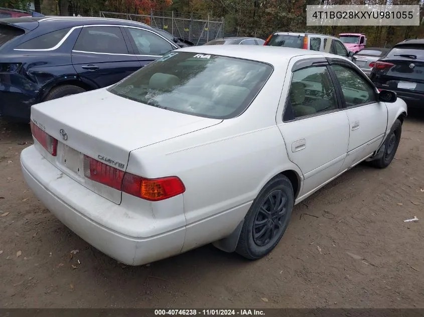 2000 Toyota Camry Le VIN: 4T1BG28KXYU981055 Lot: 40746238