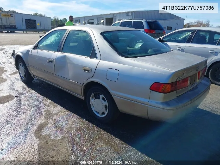 2000 Toyota Camry Ce VIN: 4T1BG22K7YU757086 Lot: 40824779